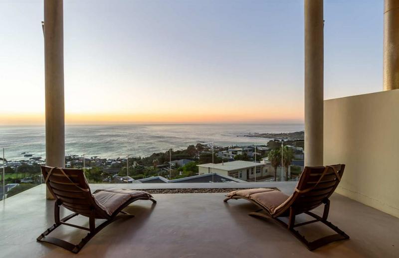 3 Bedroom Property for Sale in Camps Bay Western Cape